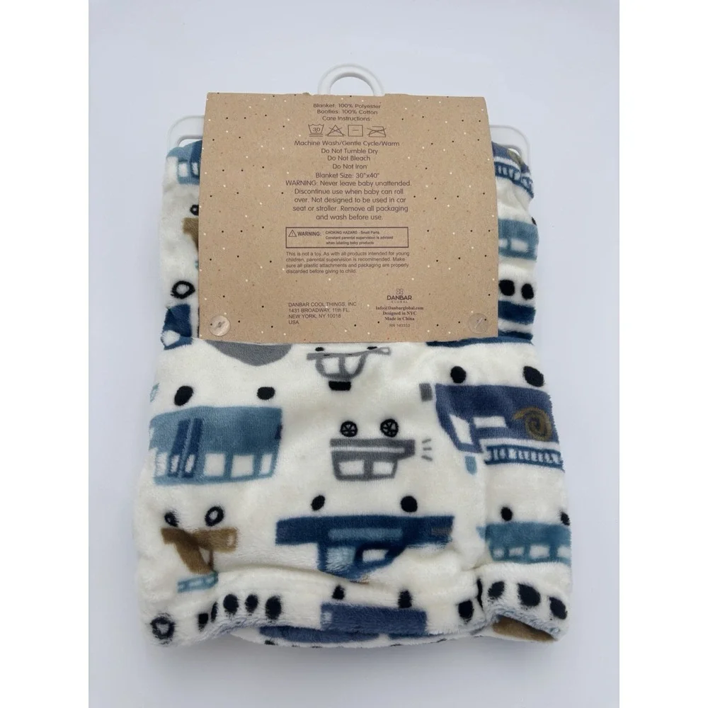Transportation Blanket & 2 Sets Booties Baby Gift Set Danbar White Blue NWT